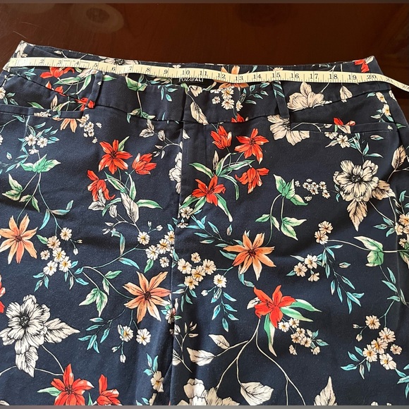 Roz & Ali Navy Floral Pants size woman 20W pockets front - Picture 7 of 9